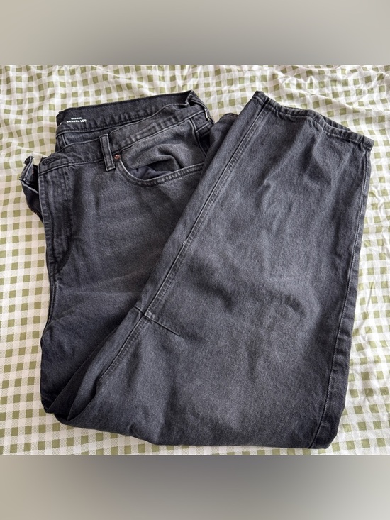 Old Navy Denim - Old Navy Barrel Jeans - Size 18